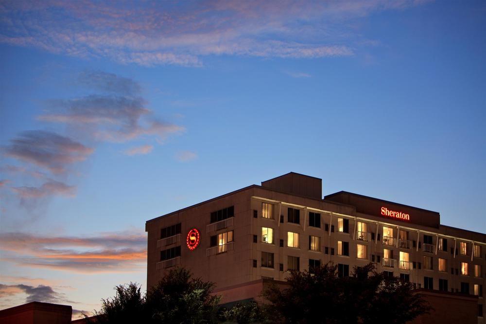Sheraton Louisville Riverside Hotel 3*