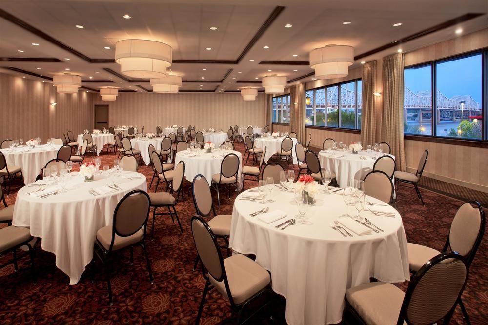 Sheraton Louisville Riverside Hotel Jeffersonville