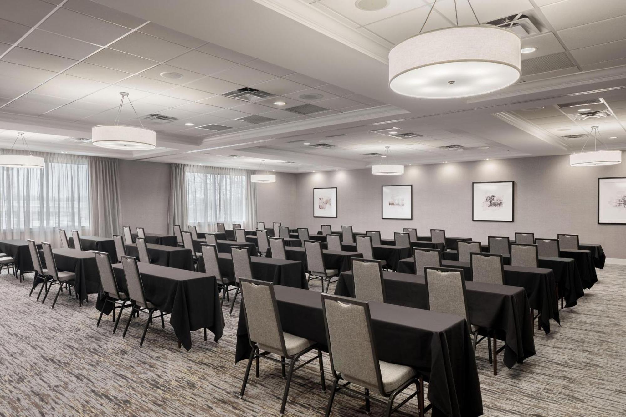 Sheraton Louisville Riverside Hotel Jeffersonville
