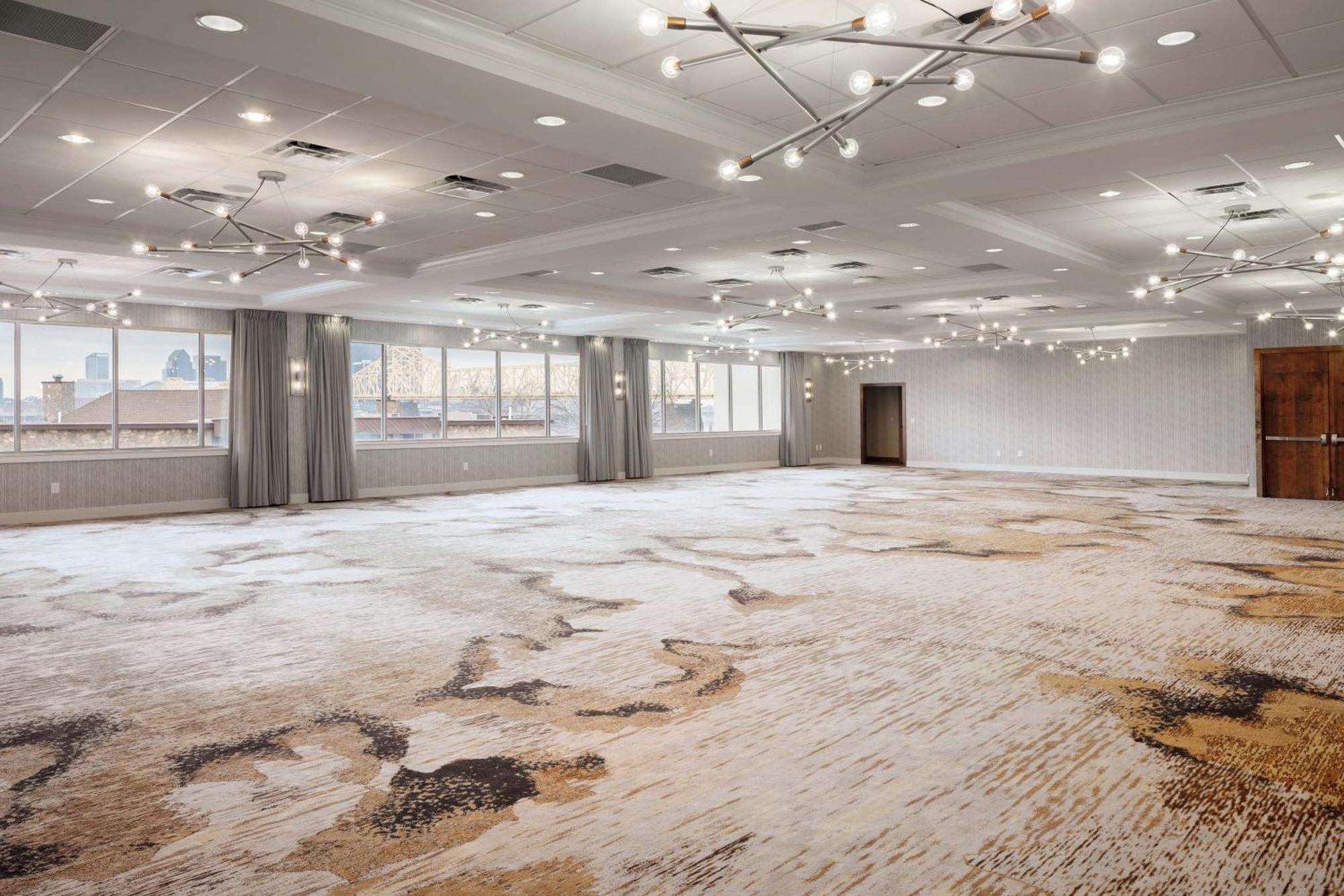 Sheraton Louisville Riverside
