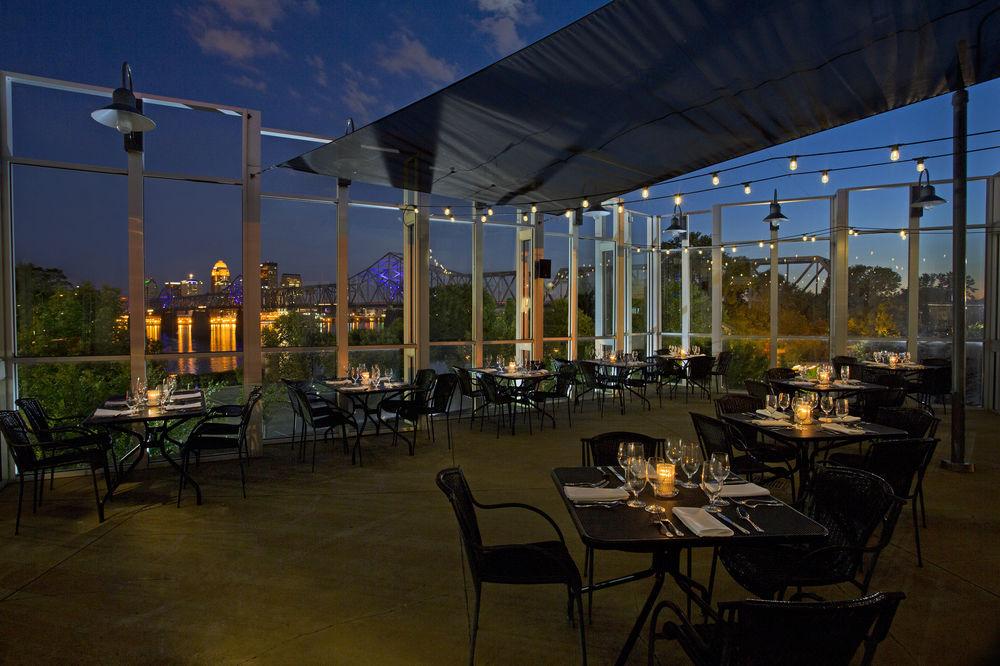 Sheraton Louisville Riverside